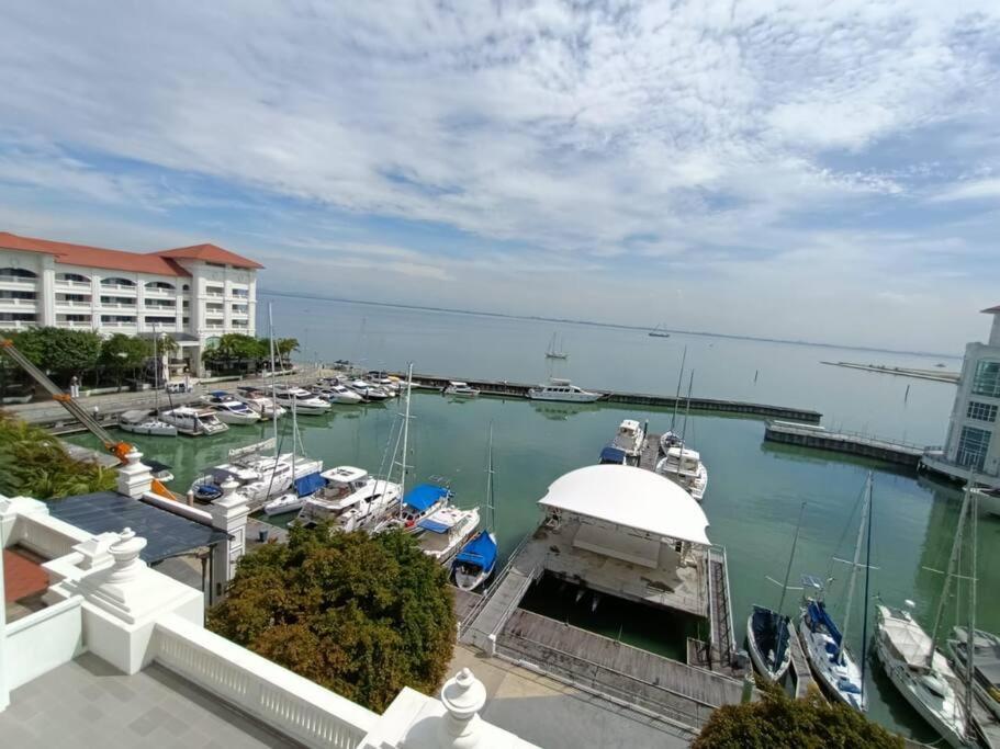 Perfect Marina Stay@ Strait Quay 5 Pax W/ Free Carpark Apartment